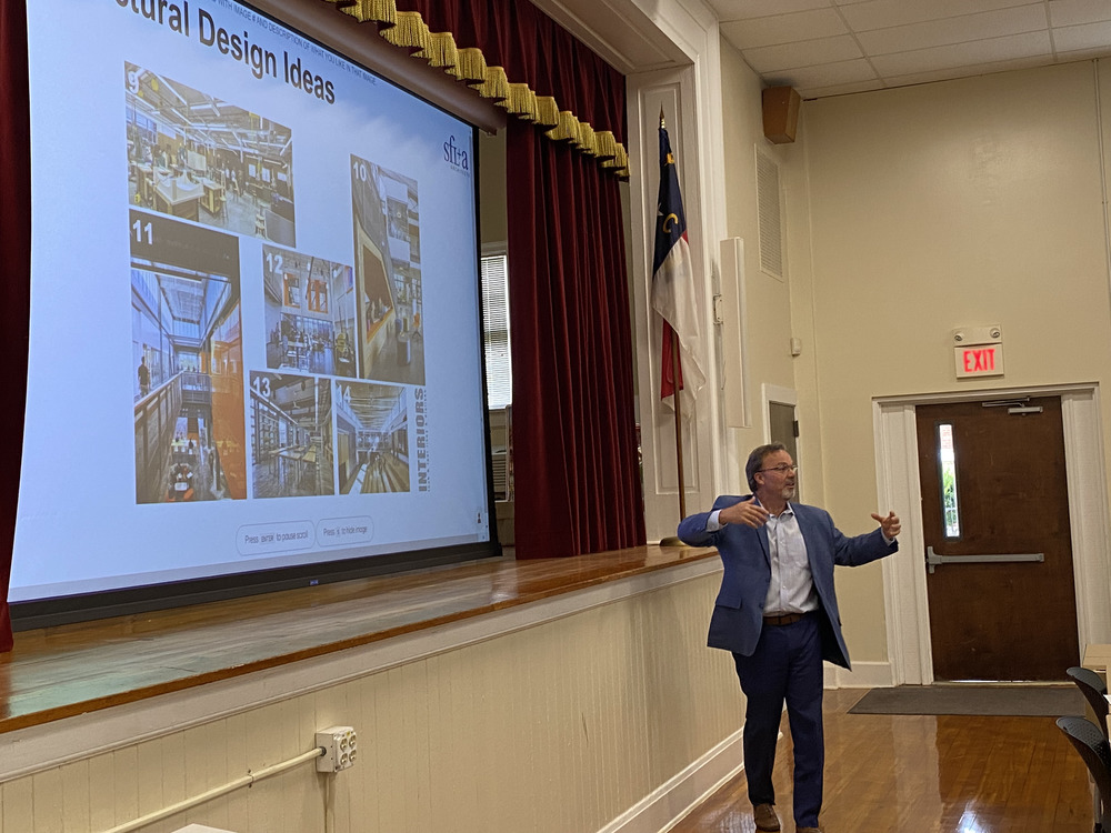 Robbie Ferris speaks of career center plans